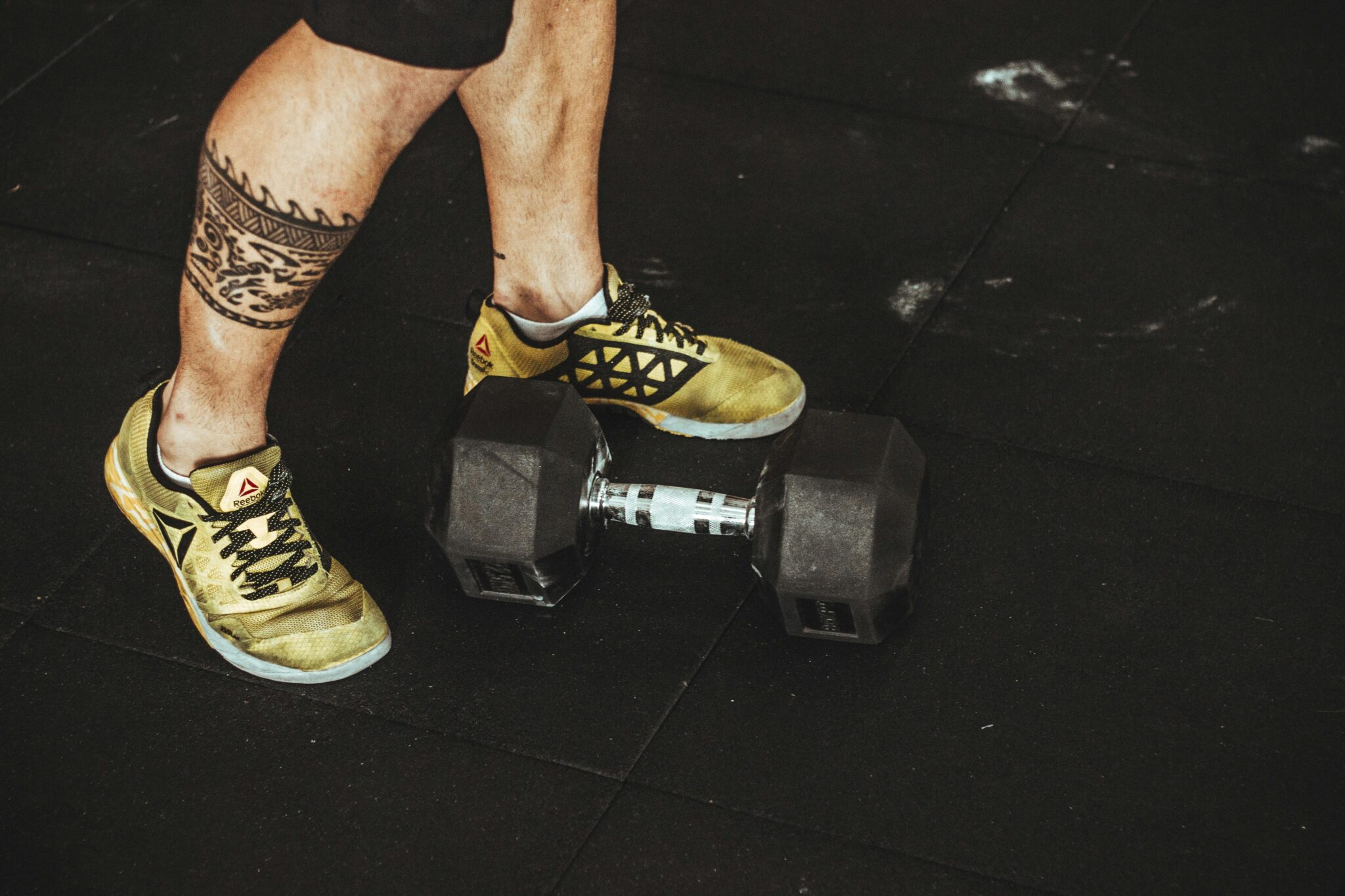 Crossover Front Lunge